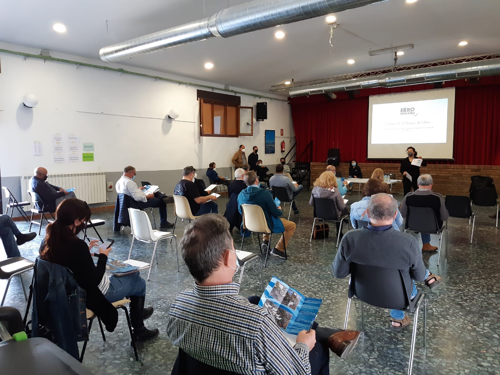 Asistentes al taller de El Burgo de Ebro