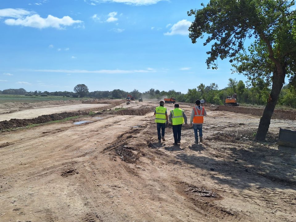 Trabajos para retranqueo de dique y obras de construcción del azud de El Bocal en Fontellas