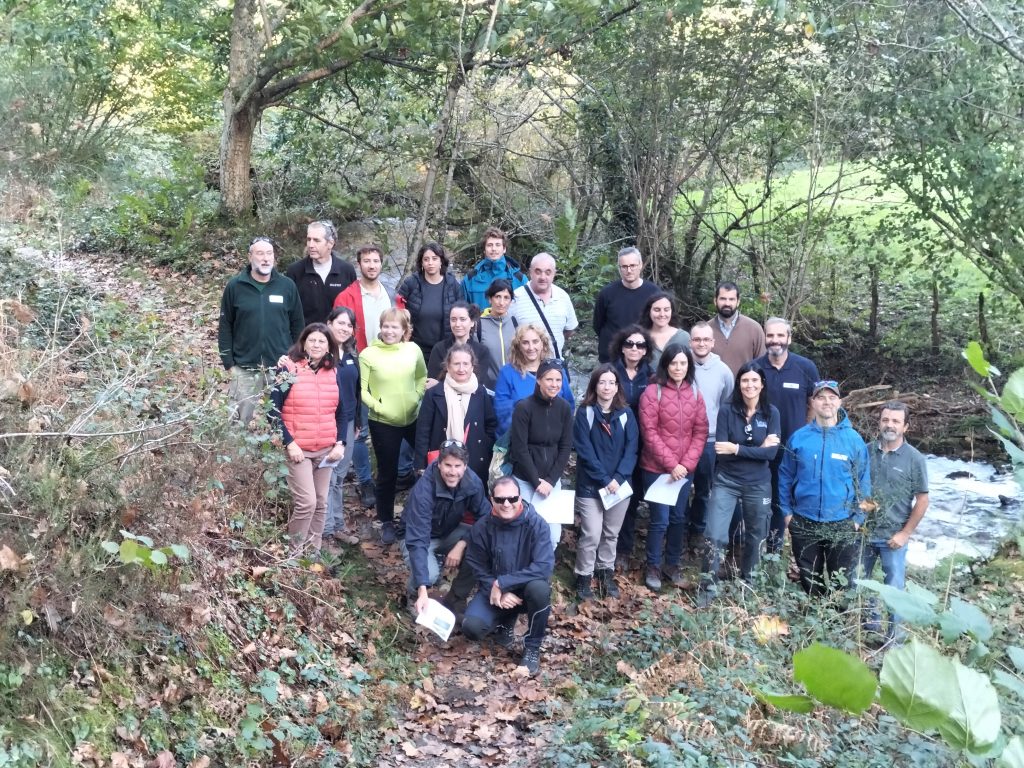 Equipos técnicos Kantauribai y Life Ebro Resilience P1 en Galtzaraberri, Gipuzkoa