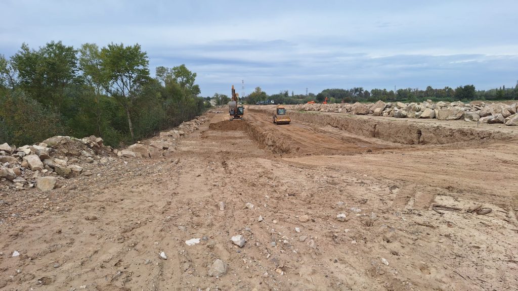 Retranqueo de dique en El Bocal en Fontellas, Navara - construcción de un paso de peces Estrategia Ebro Resilience